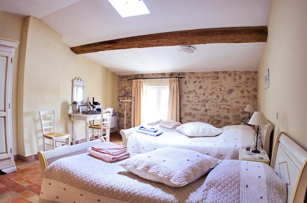 L'Abri Du Poete Bed & Breakfast Besse-sur-Issole ห้อง รูปภาพ