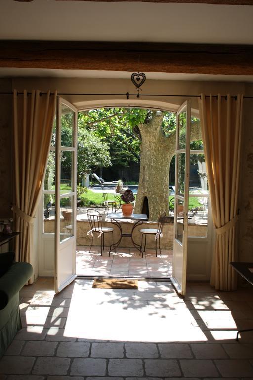 L'Abri Du Poete Bed & Breakfast Besse-sur-Issole ภายนอก รูปภาพ