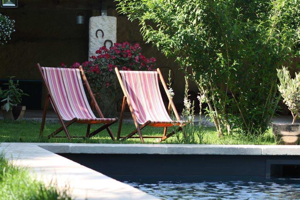 L'Abri Du Poete Bed & Breakfast Besse-sur-Issole ภายนอก รูปภาพ