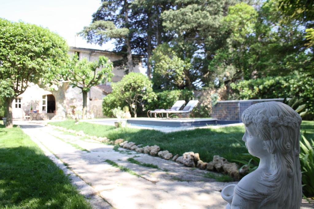 L'Abri Du Poete Bed & Breakfast Besse-sur-Issole ภายนอก รูปภาพ
